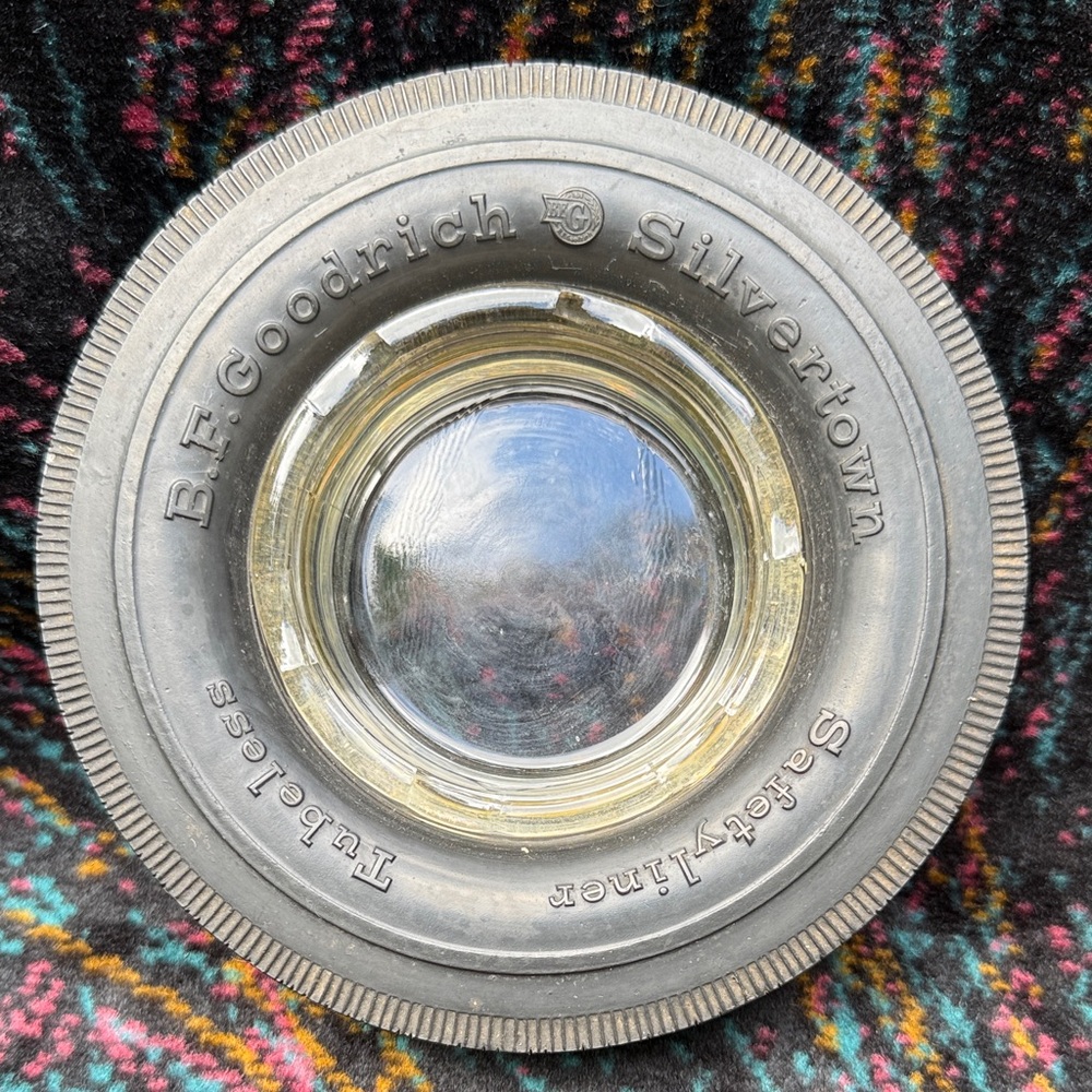 Vintage 1970’S Rubber B.F. Goodrich Silvertown Tyre Ashtray